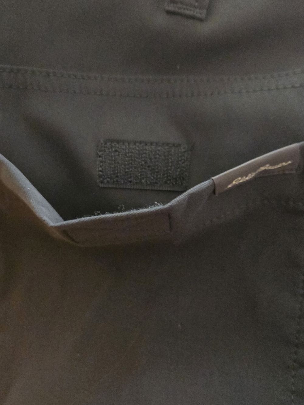 Eddie Bauer Men's Size 36 Charcoal Flat Front Rainier Performance Shorts. NWT - Picture 7 of 7